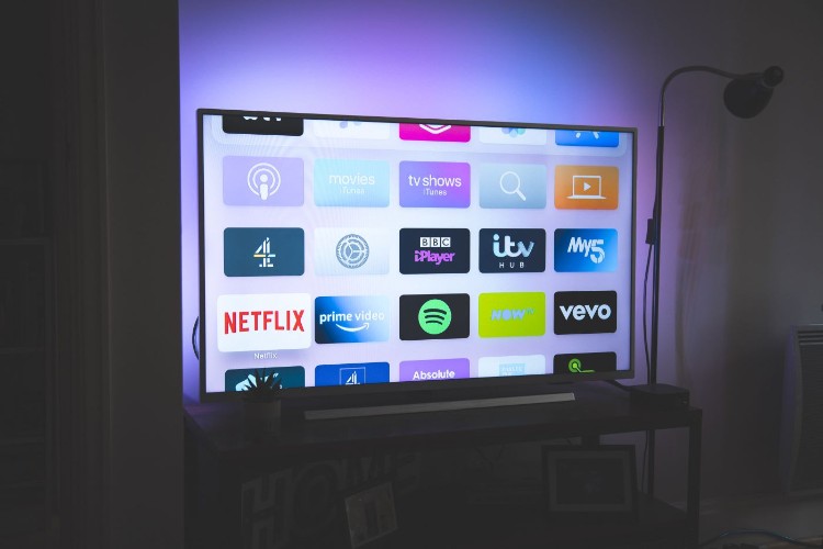 10 Best Free TV Apps of 2021